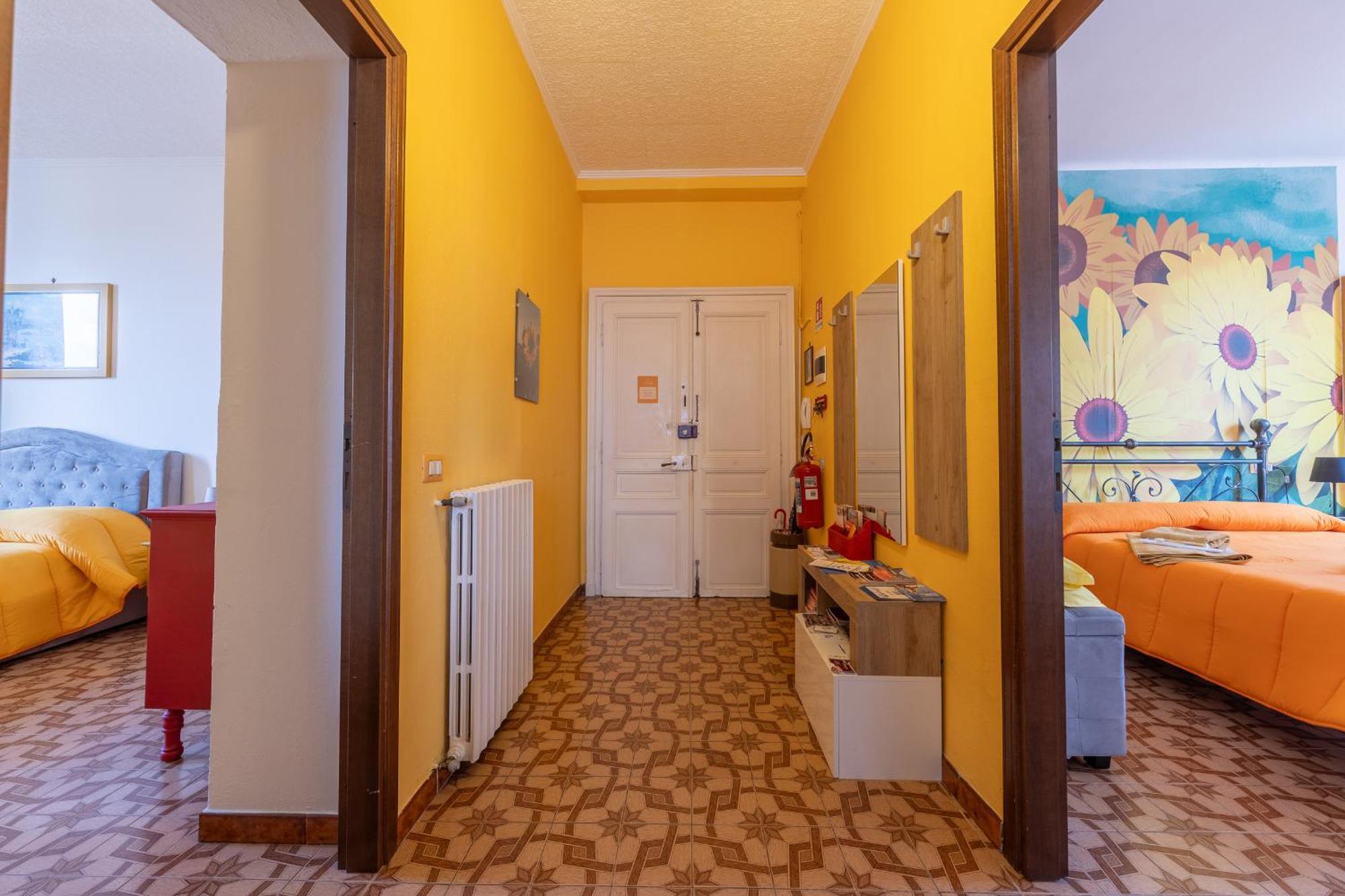 Casa Vacanza Dimora Vincenza Луино Экстерьер фото